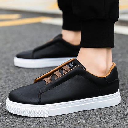 St. James – Elegante en Comfortabele Herensneaker-Zwart